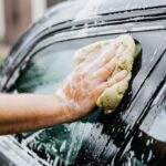 Záblesky krásy: Ako udržať auto lesklé a čisté s autokozmetikou