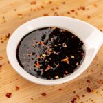 Ako vyčistiť Teriyaki omáčku v kameni
